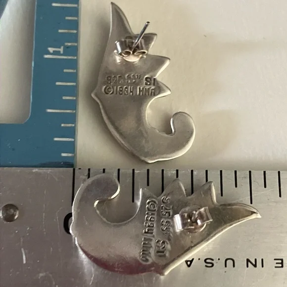 SSI 1994 MMA sterling silver abstract design post earrings - Picture 5 of 6